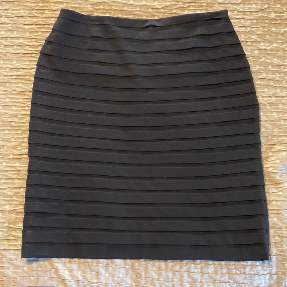 New Directions Black Pencil Skirt